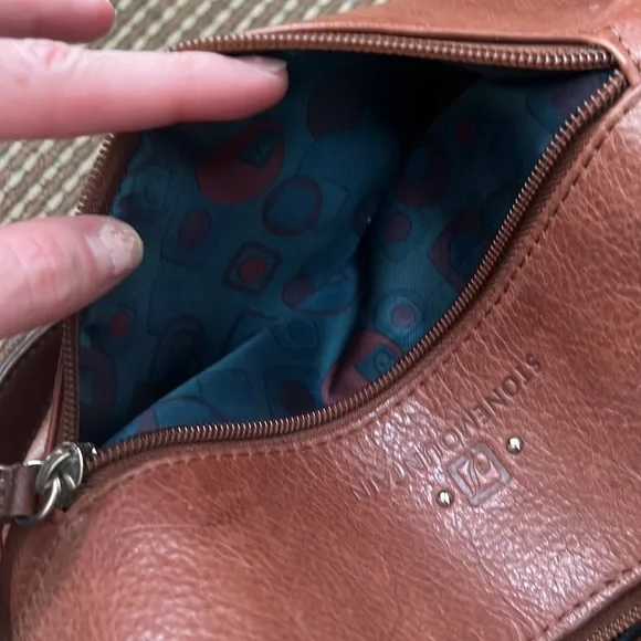 Stone Mountain brown leather handbag - Picture 6 of 10